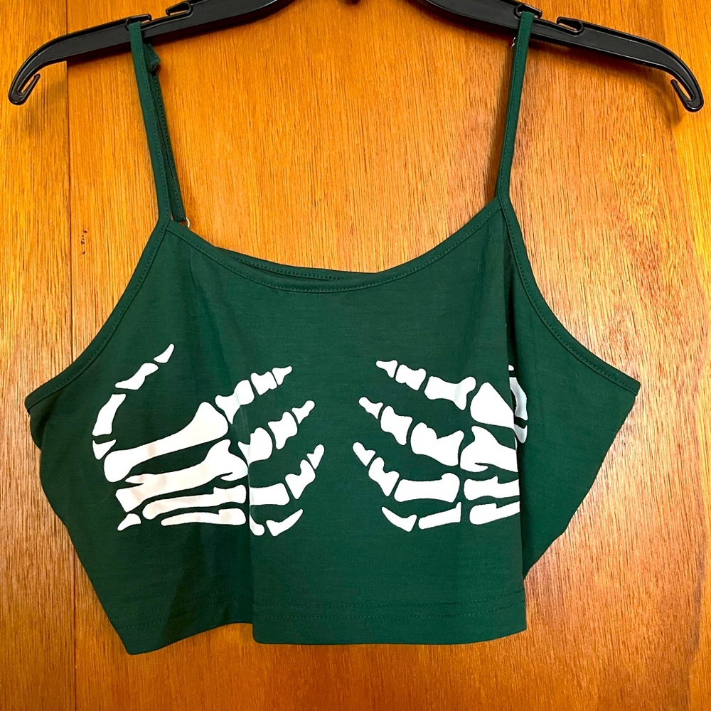 Crop top